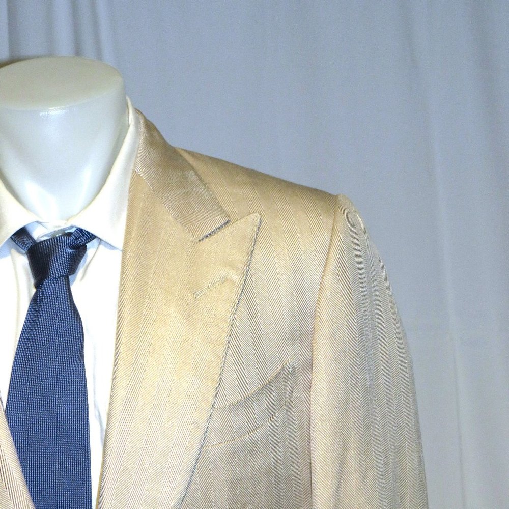 Tom Ford Base A Windsor 100% Silk Tan Herringbone Two Button Blazer 46R
